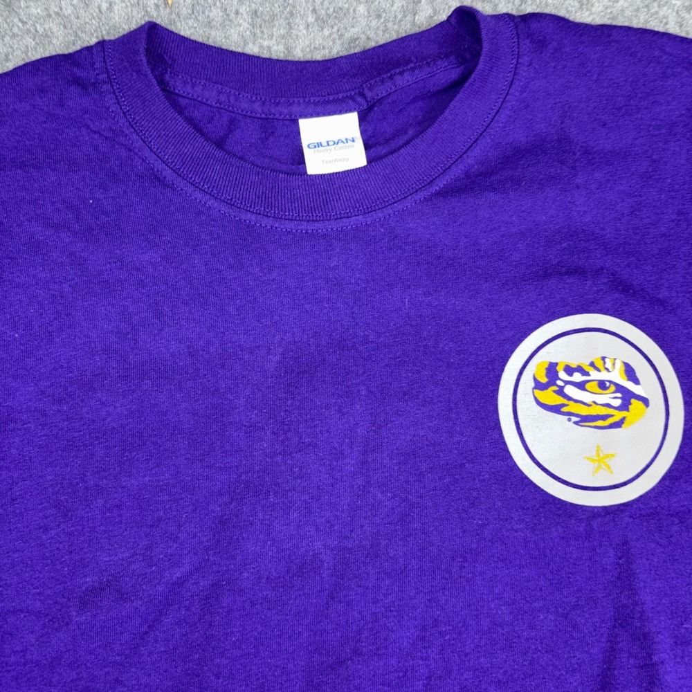 LSU Tigers T Shirt Mens XL Purple Short Sleeve Louisiana Flag Logo Shirt Gildan